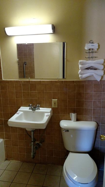 Colonade Motel East Windsor Habitación foto
